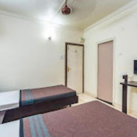 Hotel Abhishek ,Nashik Dış mekan fotoğraf